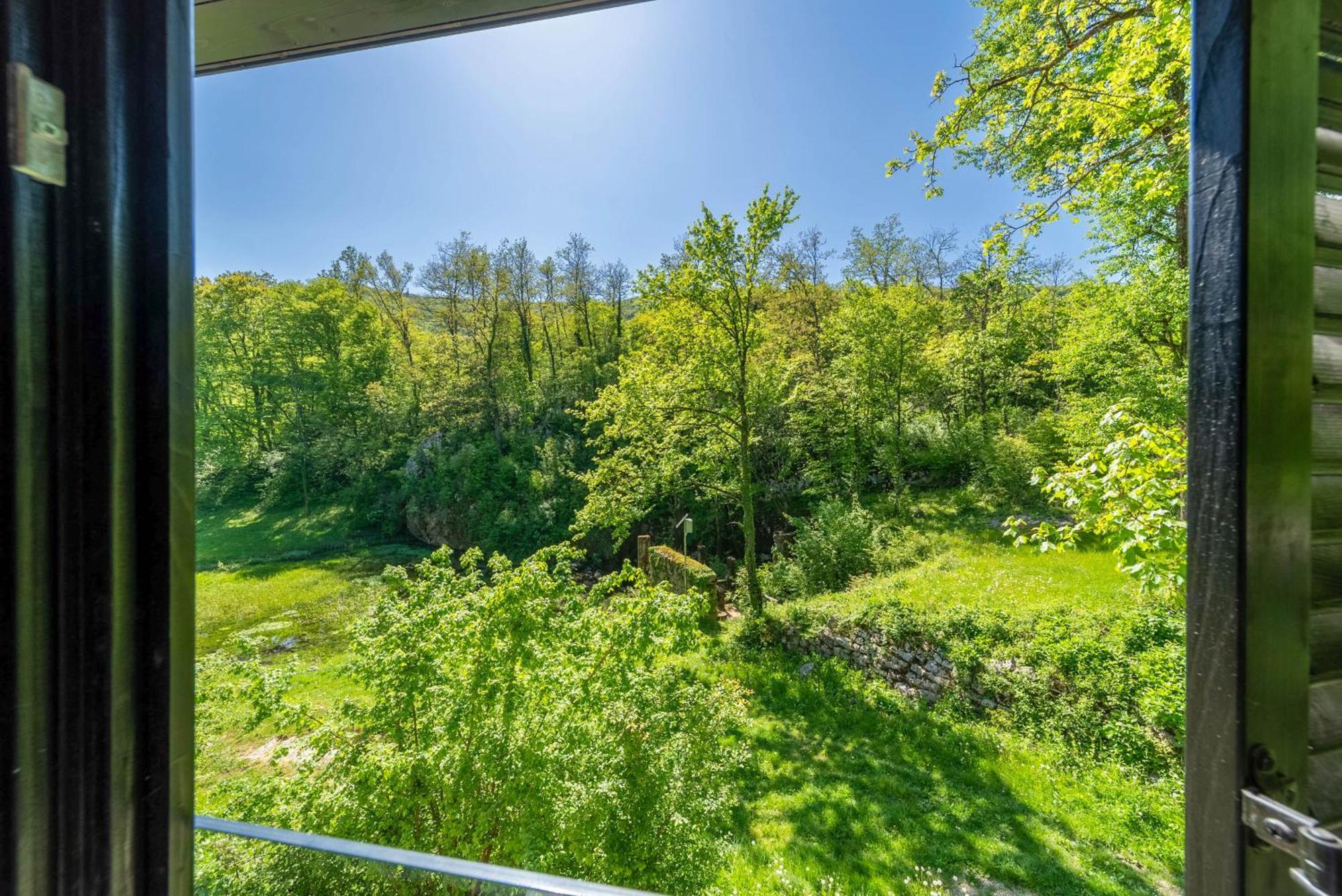 Mur Mur Cottage Ogulin Exterior photo